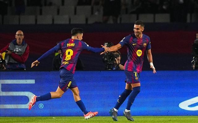 球天下体育官方入口-巴萨中场连续进球,主场击败对手实现逆转